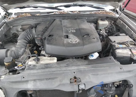 2005 Toyota 4Runner Sr5 V6 from USA, damaged, VIN JTEBU14R858037085